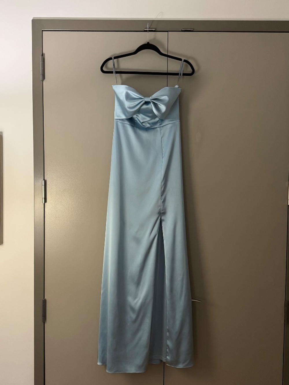 Revelry Monroe Satin Bow Maxi Dress - Size 4